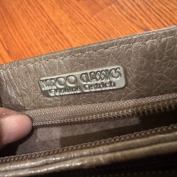 Karoo Classic Genuine Ostrich Leather Handbag made in South Africa. - Picture 7 of 8